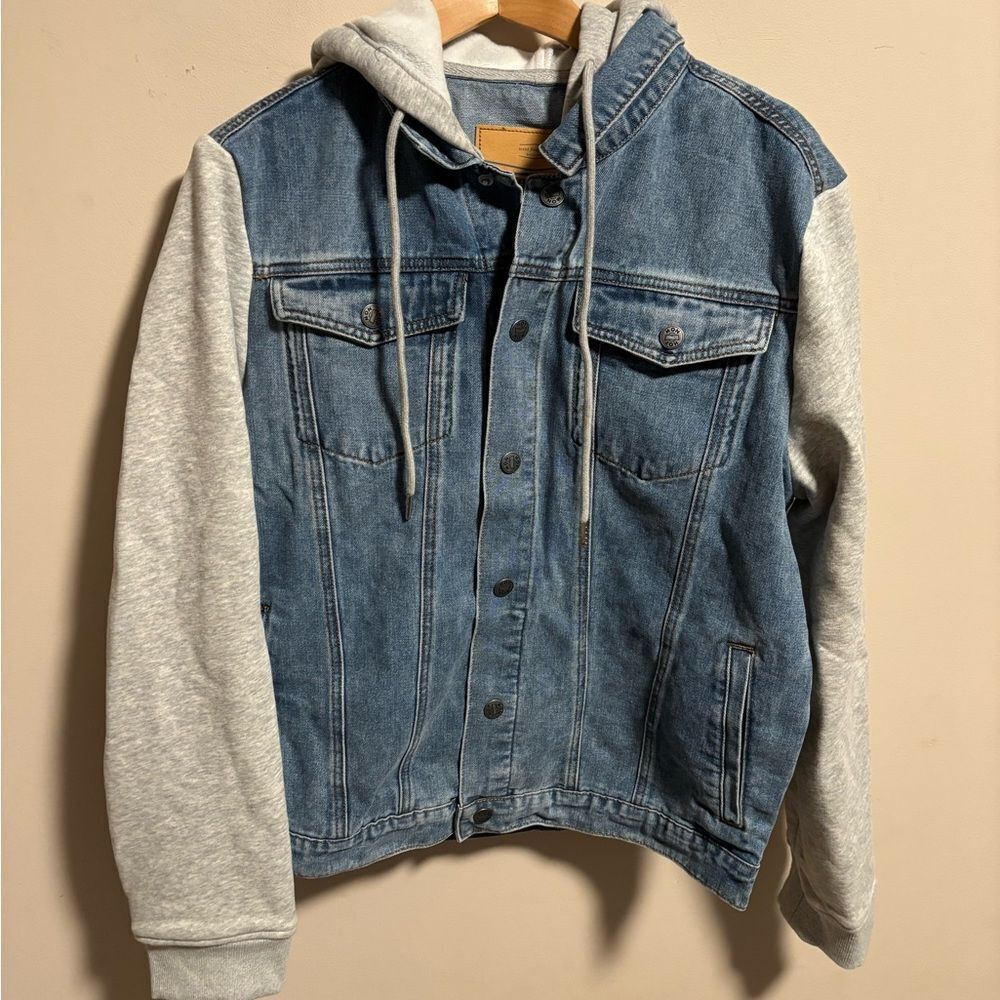 RARE Krispy Kreme Limited Edition Denim Jacket- Size Large (unisex) - Picture 4 of 7